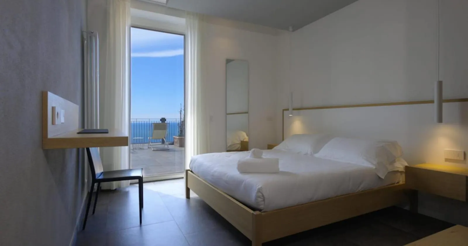 Hotel Due Gemelli Riomaggiore 3*,  Italy
