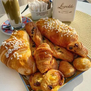 https://dreaming-of-naples-80134.hotels-amalfi.com