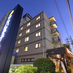 ホテル アパホテル〈伊勢原駅前〉 ***