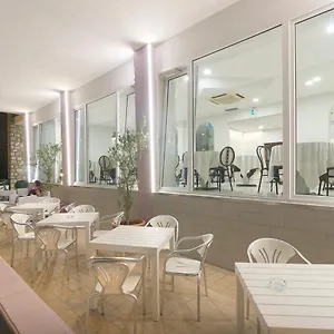 https://hotel-star-cattolica.emilia-romagnahotels.net