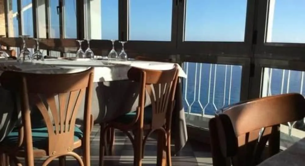 Hotel Due Gemelli Riomaggiore 3*,  Italy